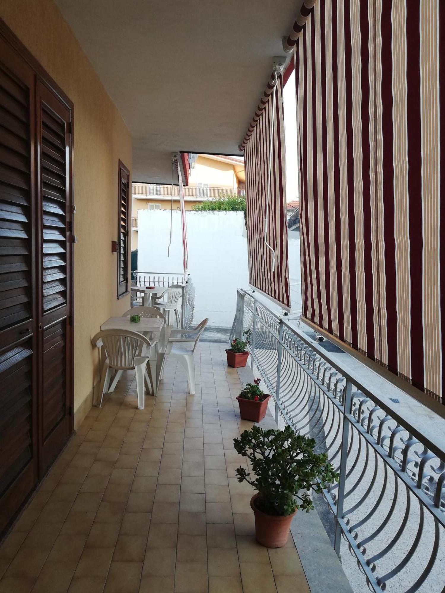 Via Pisa Hotell Riposto Exteriör bild